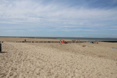 Der Strand in Breskens ist ca 100 - 200 Meter breit