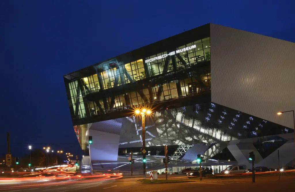 Das Porsche-Museum in Stuttgart-Zuffenhausen