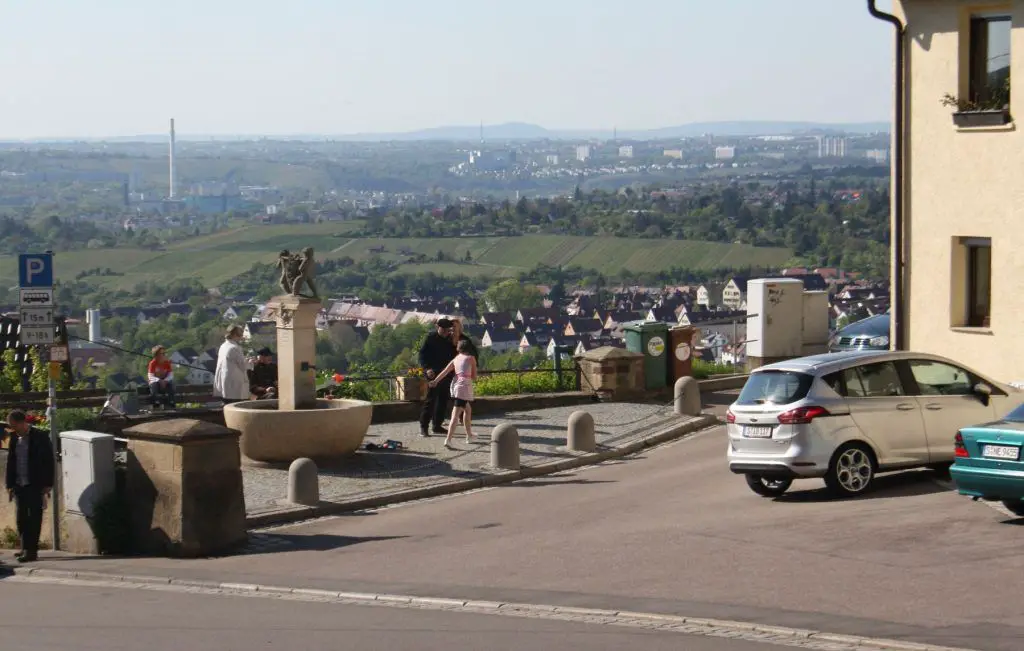 Blick vom Rotenberg hinunter auf dei Stadt Stuttgart