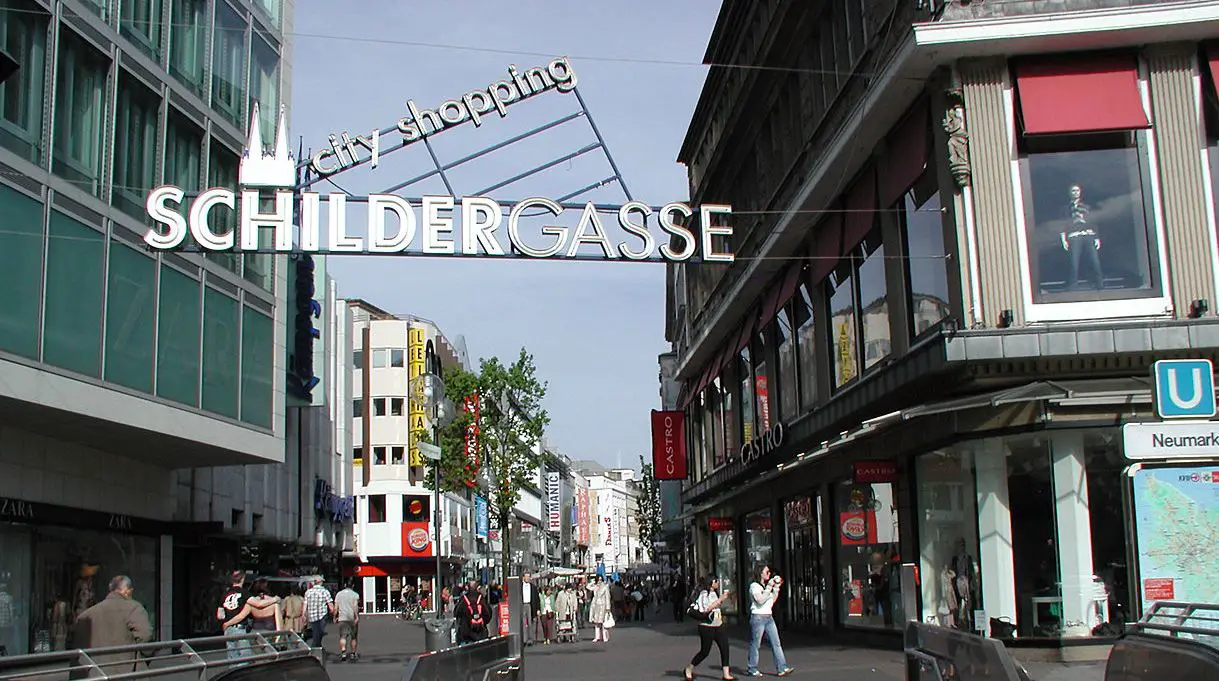 Koeln Neumarkt Schildergasse