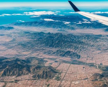 wie lange fliegt man nach valencia